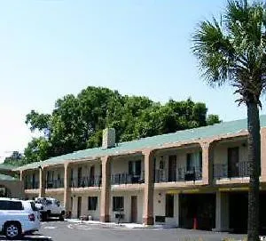 Motel Americas Value Inn-savannah